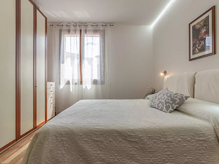 Immagine 24 di Villa in vendita  in Via Claudio Gallerani 2 a Terre Del Reno