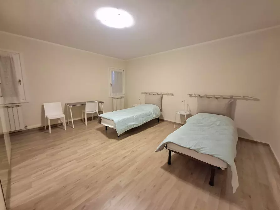 Immagine 15 di Casa bifamiliare in vendita  in Via Veniera 24 a Rovigo