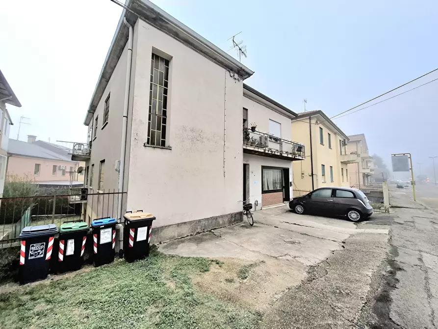 Immagine 19 di Bilocale in vendita  in Corso del Popolo 408 a Rovigo