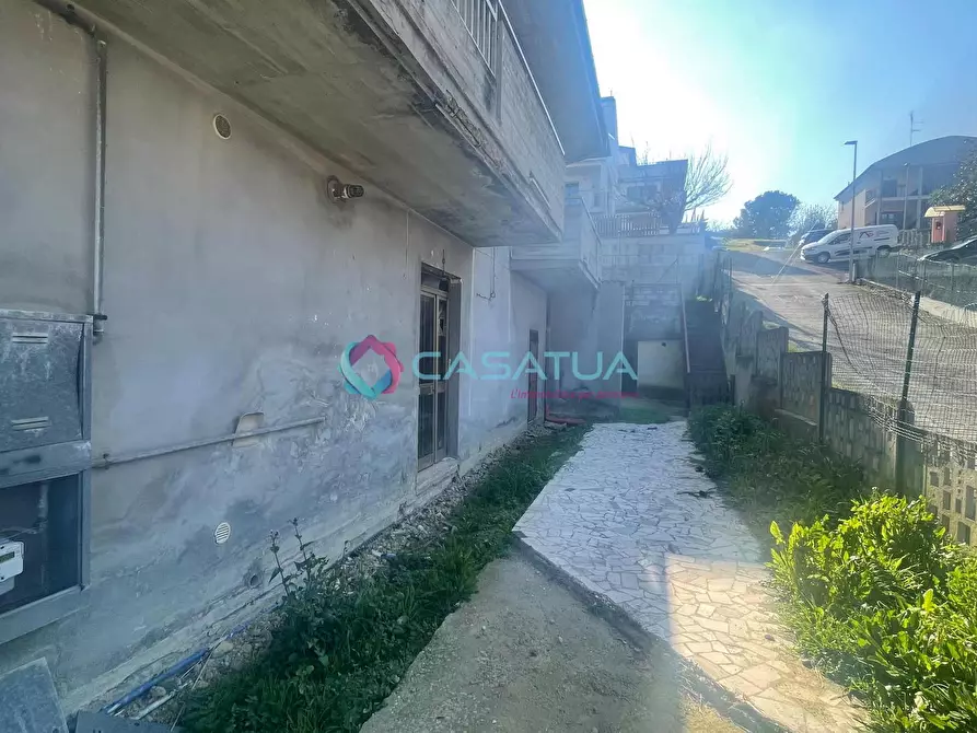 Immagine 100 di Casa indipendente in vendita  a Montesilvano