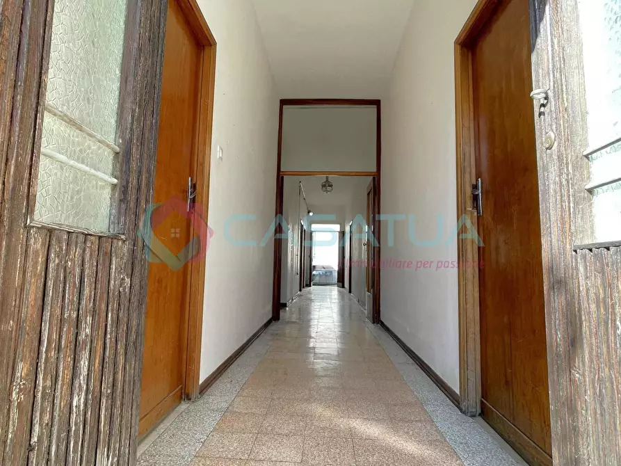 Immagine 10 di Porzione di casa in vendita  a Silvi