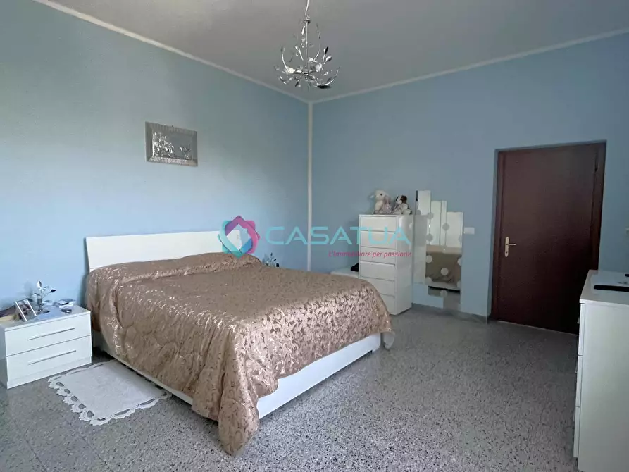 Immagine 21 di Rustico / casale in vendita  a Loreto Aprutino