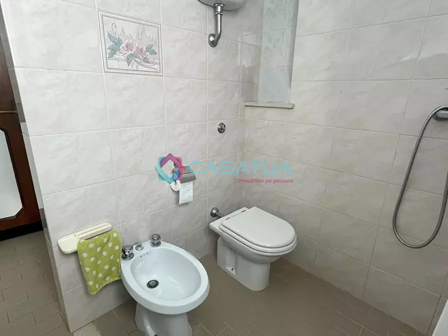 Immagine 38 di Rustico / casale in vendita  a Loreto Aprutino