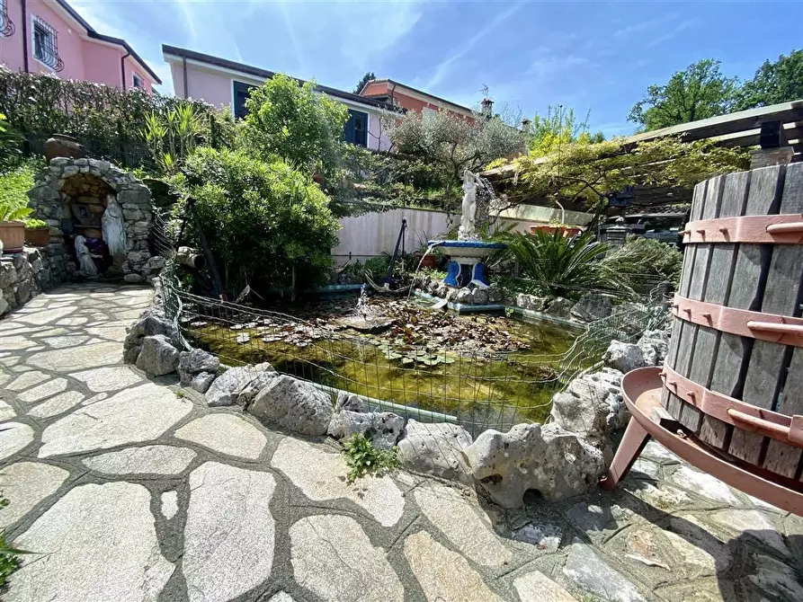 Immagine 42 di Villa in vendita  in Via Paternino 33 a Sarzana