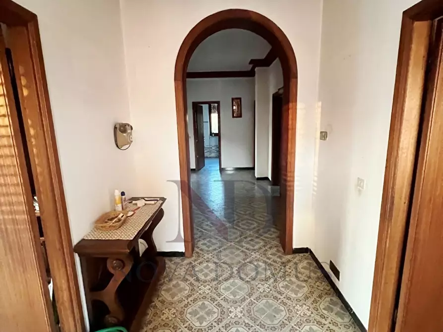 Immagine 3 di Casa indipendente in vendita  in Via dei Laghi 10 a Castelnuovo Magra