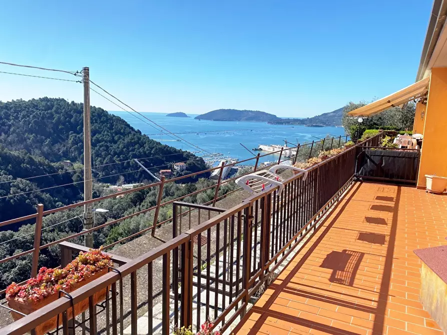 Immagine 3 di Villetta a schiera in vendita  in Via Monti Amoli 4c a La Spezia