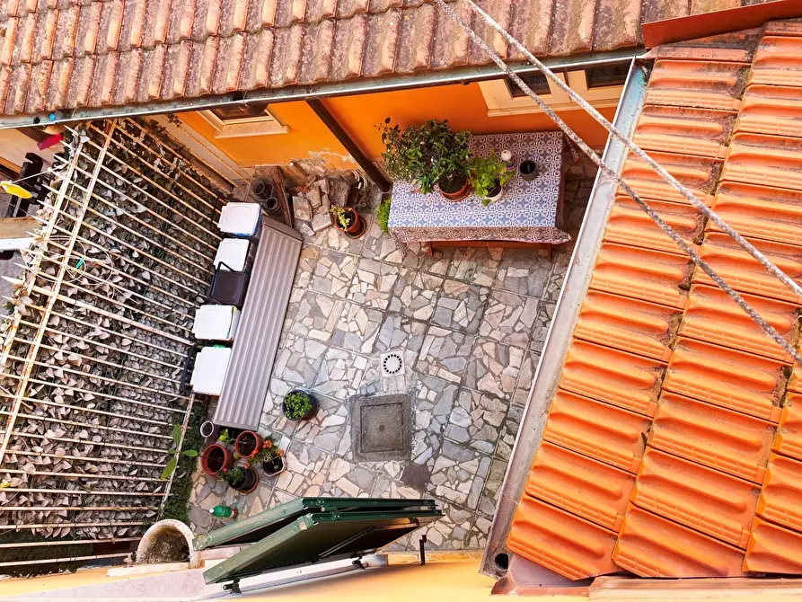 Immagine 19 di Porzione di casa in vendita  in Via Umberto Biancamano 141 a La Spezia