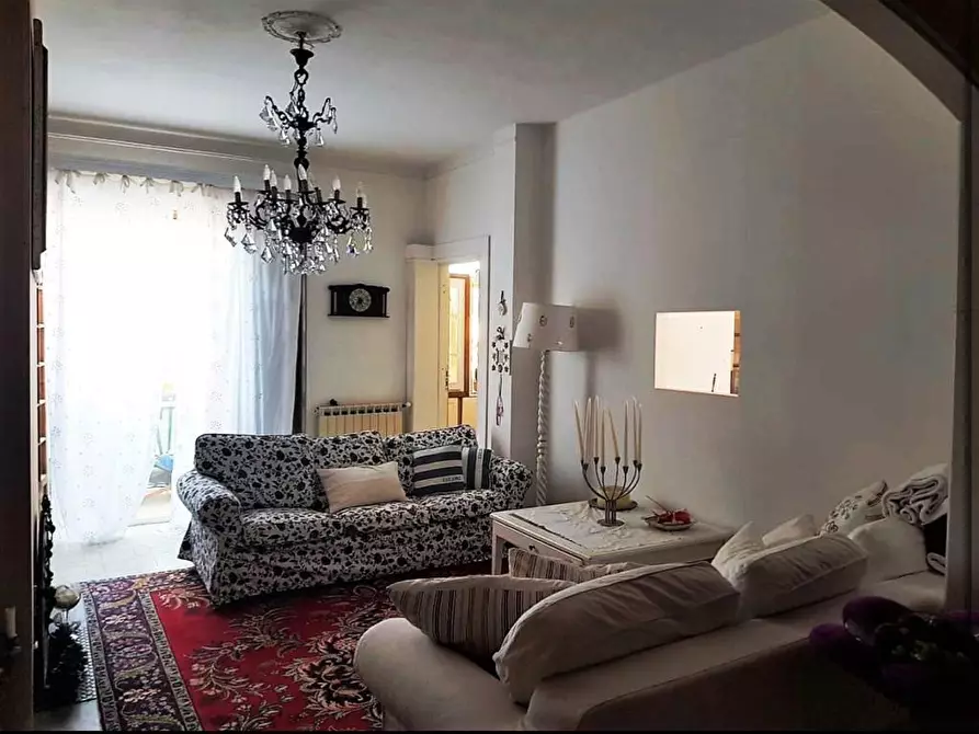 Immagine 20 di Porzione di casa in vendita  in Via Canale 40 a Castelnuovo Magra