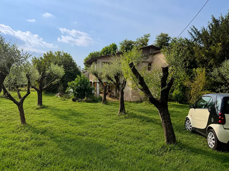 Immagine 1 di Casa bifamiliare in vendita  in Via Palvotrisia 65 a Castelnuovo Magra