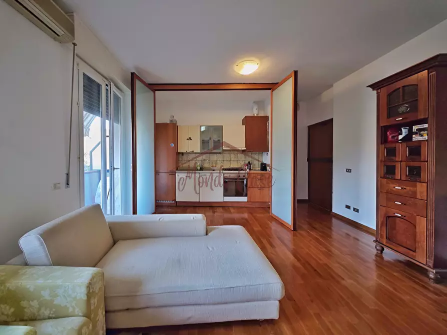 Immagine 4 di Bilocale in vendita  in Via B. Gazzoli 141 a Lerici