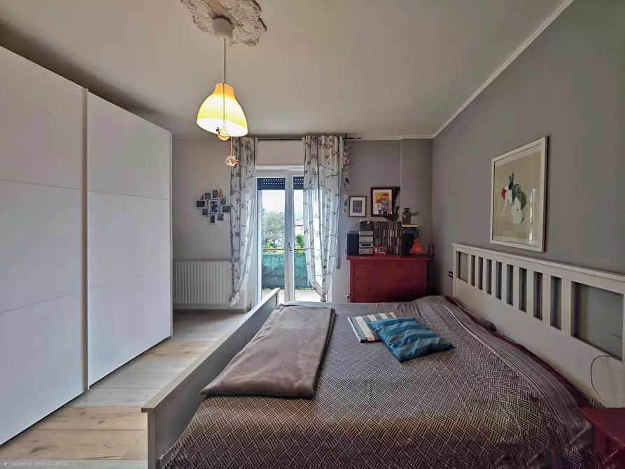 Immagine 30 di Pentalocale in vendita  in Via Salicello 153 a Castelnuovo Magra