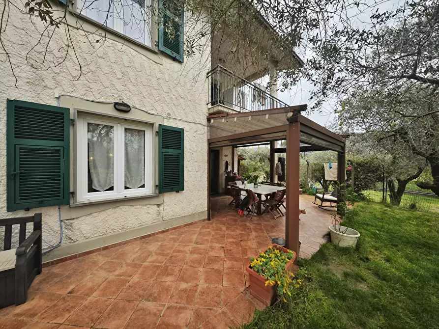 Immagine 36 di Porzione di casa in vendita  in Via Arena 15 a Ameglia