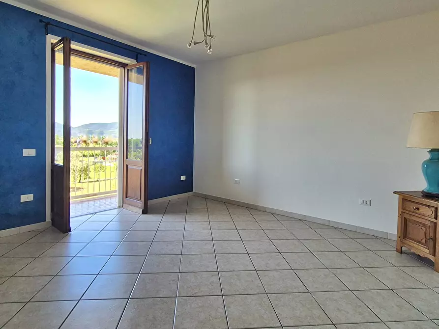 Immagine 22 di Trilocale in vendita  in Via Canale 106 a Castelnuovo Magra