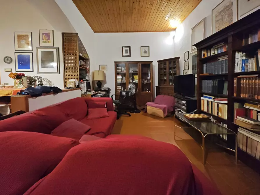 Immagine 9 di Quadrilocale in vendita  in Via Cigala a Sarzana