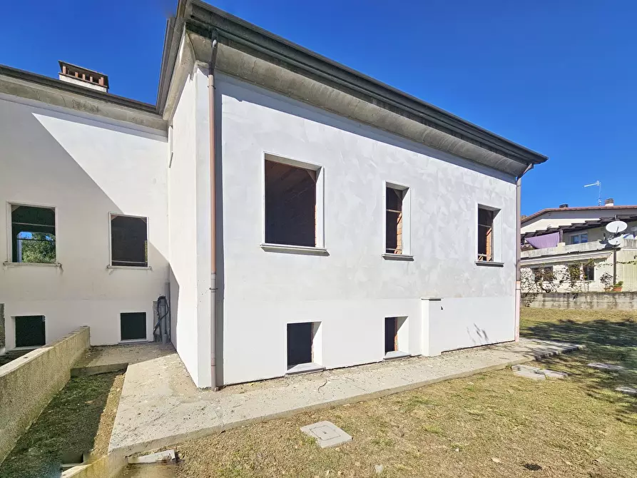 Immagine 14 di Porzione di casa in vendita  in Via Turì 67 a Sarzana