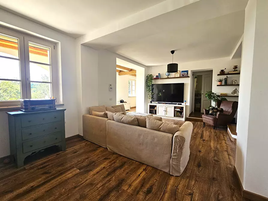 Immagine 26 di Villa in vendita  in Via Luparello 5 a Sarzana