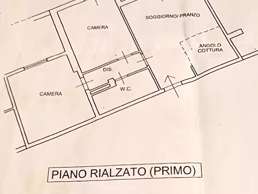 Immagine 22 di Trilocale in vendita  in Via Guerrieri 1 a Licciana Nardi