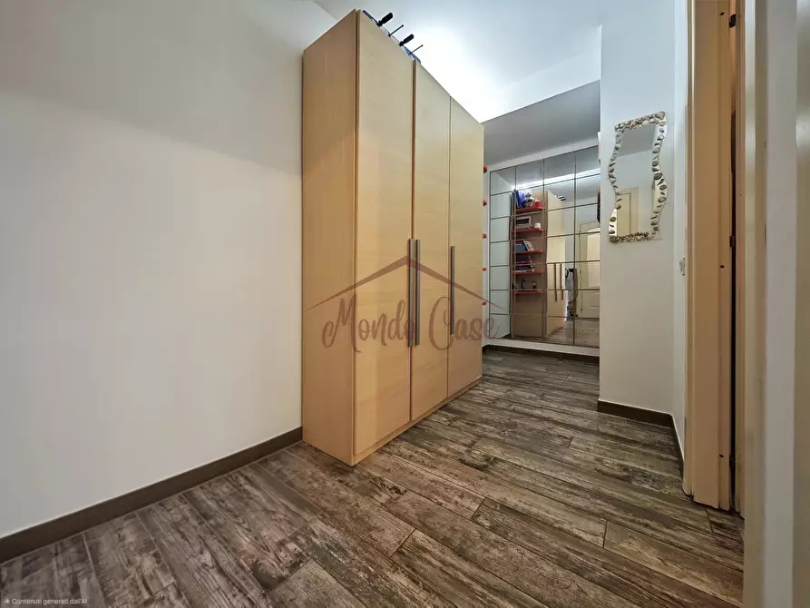 Immagine 35 di Pentalocale in vendita  in Via Socrate Benacci 29 a Sarzana