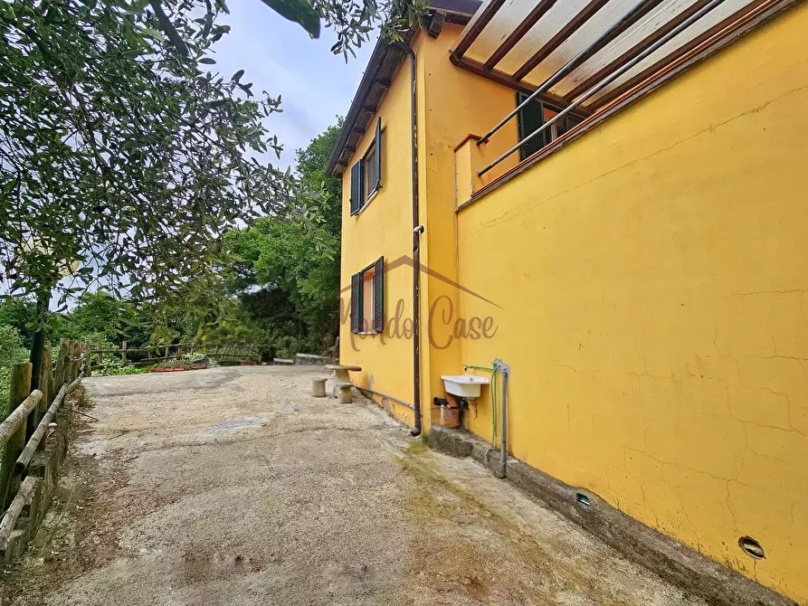 Immagine 54 di Casa indipendente in vendita  in Via Lavaggia 13 a Vezzano Ligure