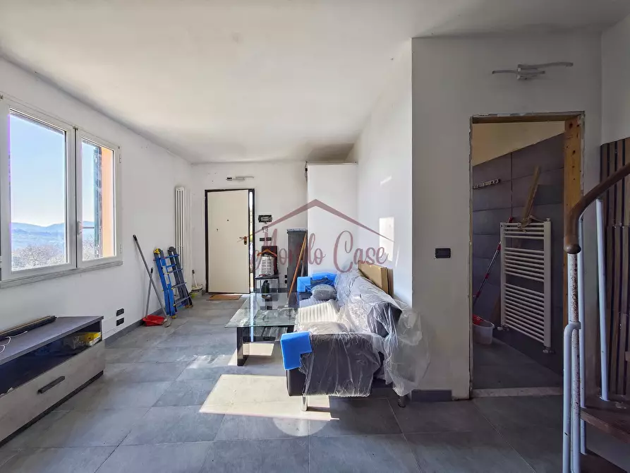 Immagine 3 di Casa indipendente in vendita  in Via Lavaggia 13 a Vezzano Ligure