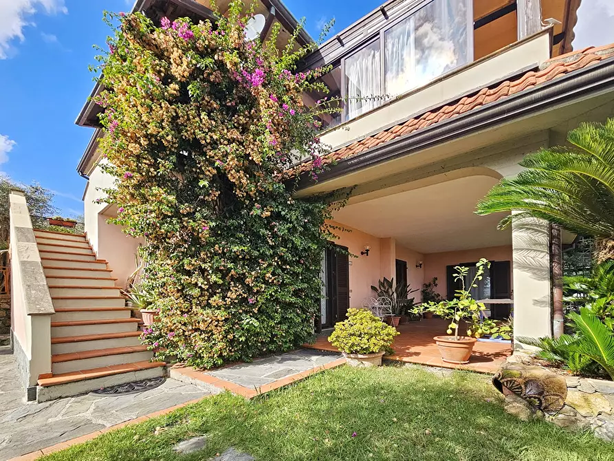 Immagine 4 di Villetta a schiera in vendita  in Via Porredo 152 a Fosdinovo