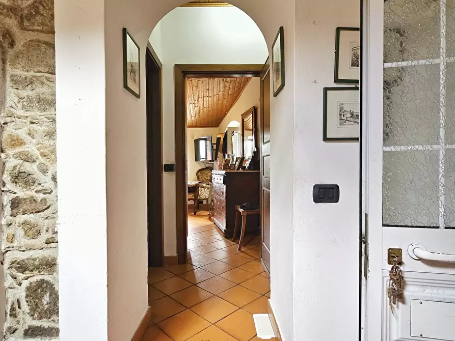 Immagine 20 di Porzione di casa in vendita  in Via Canepari 70 a Fosdinovo