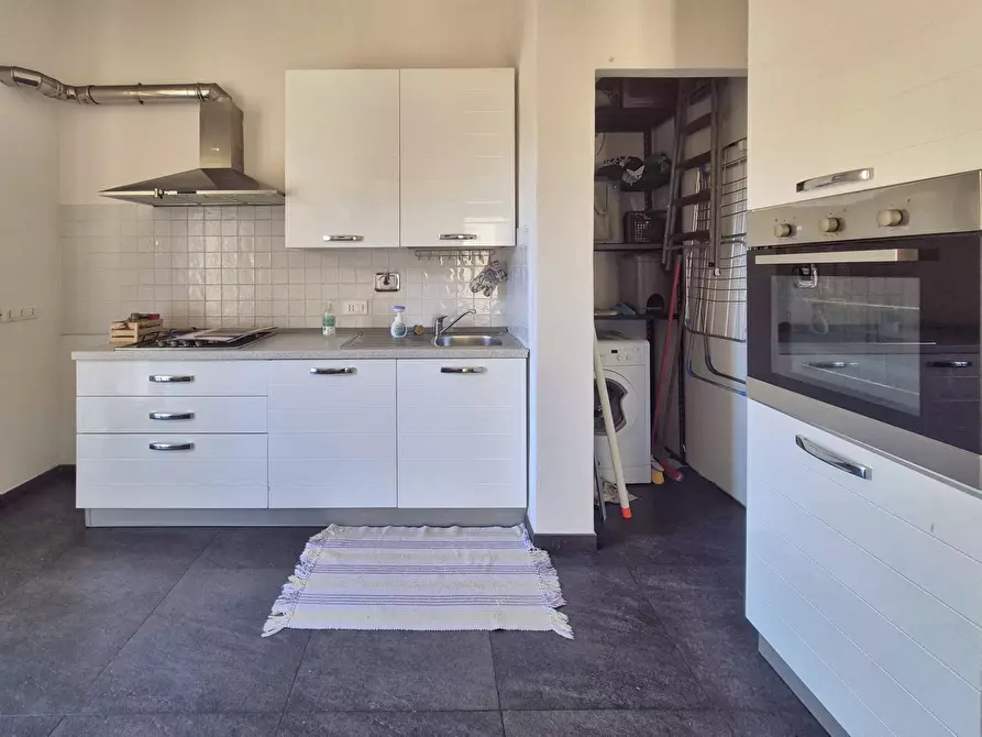 Immagine 30 di Trilocale in vendita  in Via Provinciale 329 a Lerici