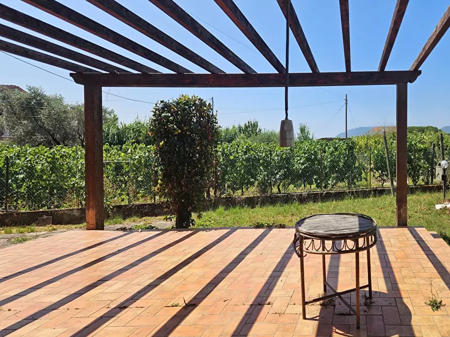 Immagine 7 di Villa in vendita  in Via Dogana 10 a Ortonovo