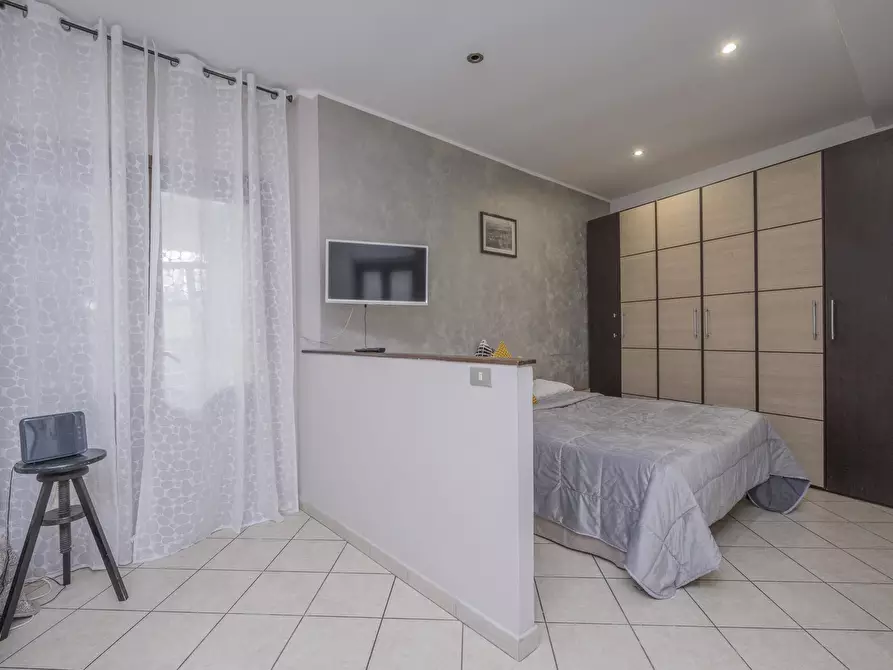 Immagine 19 di Loft/Open space in vendita  in via cuneo 44 a Torino