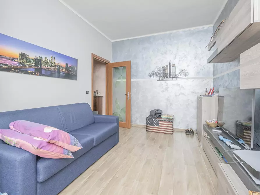 Immagine 17 di Trilocale in vendita  in Largo Borgaro 42 a Torino