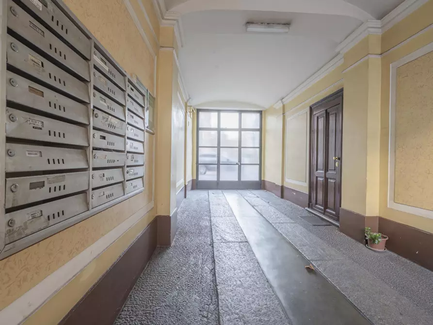 Immagine 6 di Bilocale in vendita  in Lungo Dora Napoli 58 a Torino
