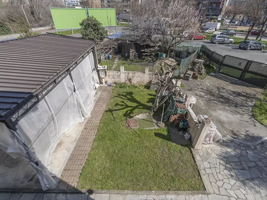 Immagine 37 di Villa in vendita  in Via Lucento 68 a Torino