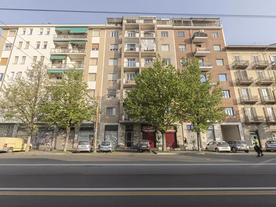 Immagine 1 di Trilocale in vendita  in Via Bologna 93 a Torino