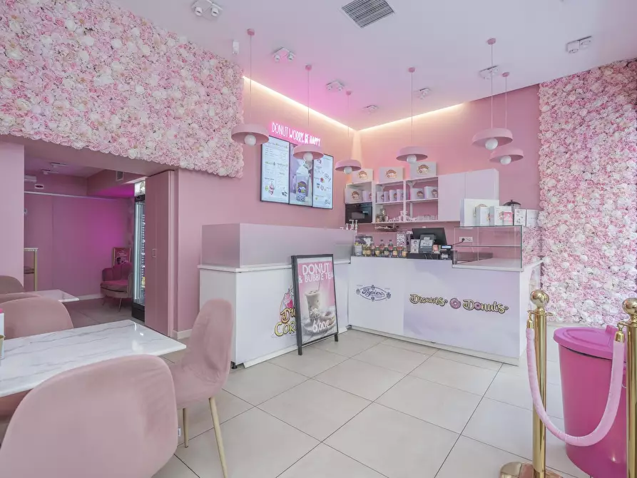 Immagine 32 di Attività commerciale in affitto  in Via Antonio Gramsci 15 a Torino