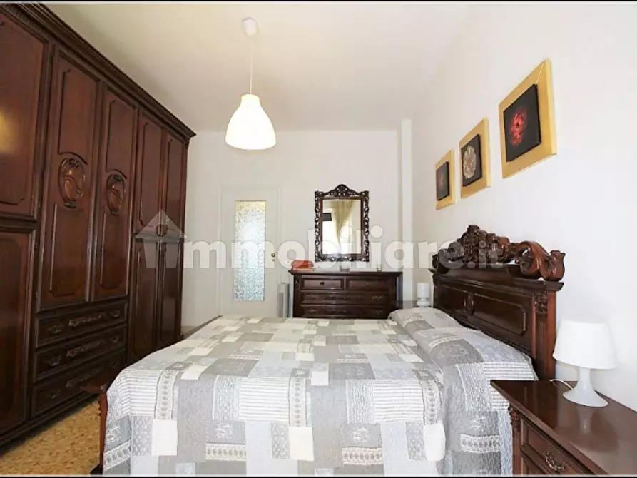 Immagine 7 di Bilocale in vendita  in Via Lodi 9 a Torino