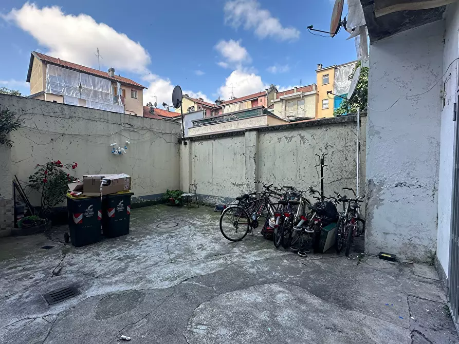 Immagine 2 di Bilocale in vendita  in Via Elvo 12 a Torino