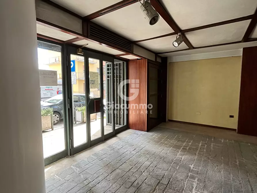Immagine 6 di Locale commerciale in affitto  in Via Nicola Vaccaro a Potenza