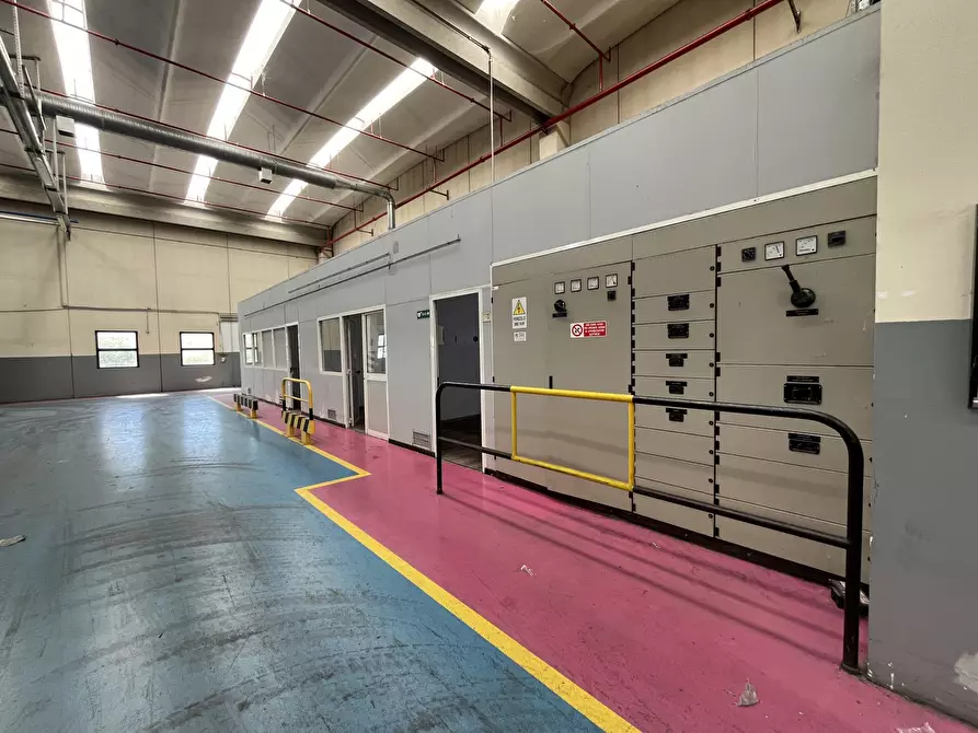 Immagine 15 di Attività artigianale in vendita  in Zona industriale San Nicola a Melfi