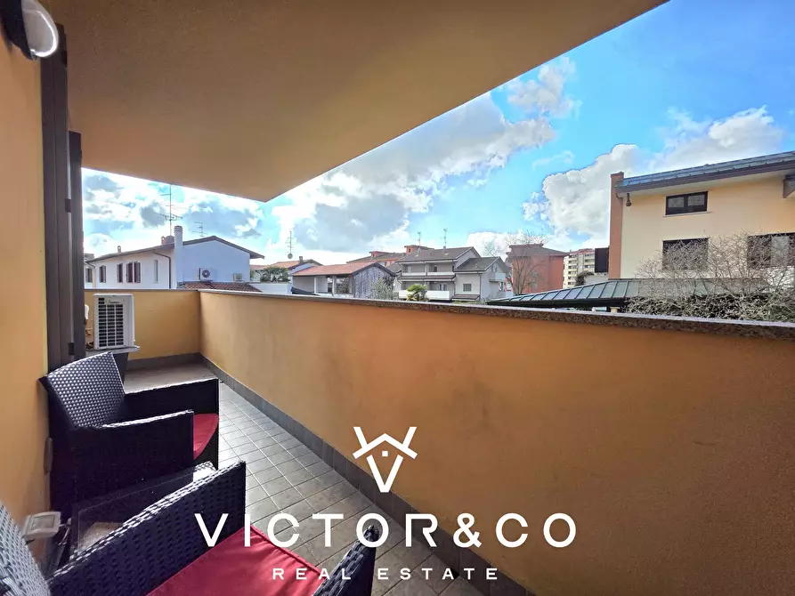 Immagine 23 di Bilocale in vendita  in Via Valsesia 16 a Novara