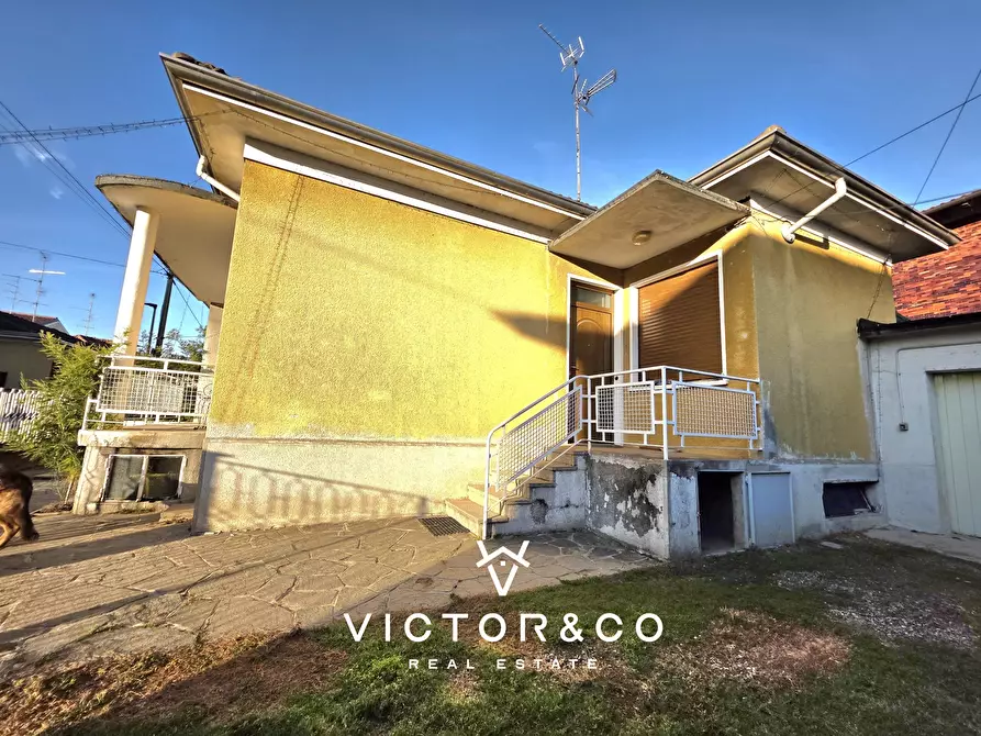 Immagine 20 di Villa in vendita  in Via Gramoni sn a Novara