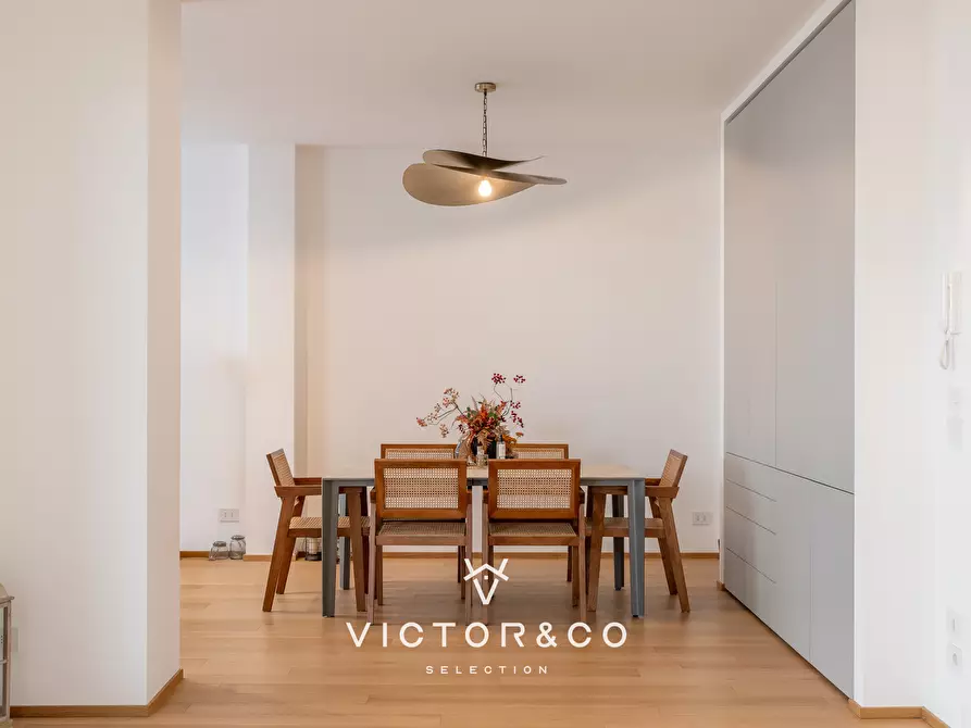 Immagine 10 di Attico in vendita  a Novara