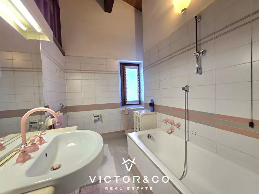 Immagine 50 di Casa bifamiliare in vendita  in Via Don Nazzaro Villa snc a Capriate San Gervasio