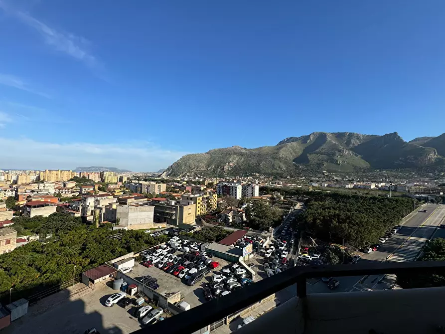 Immagine 9 di Quadrilocale in vendita  in Via dell'Orsa Minore a Palermo