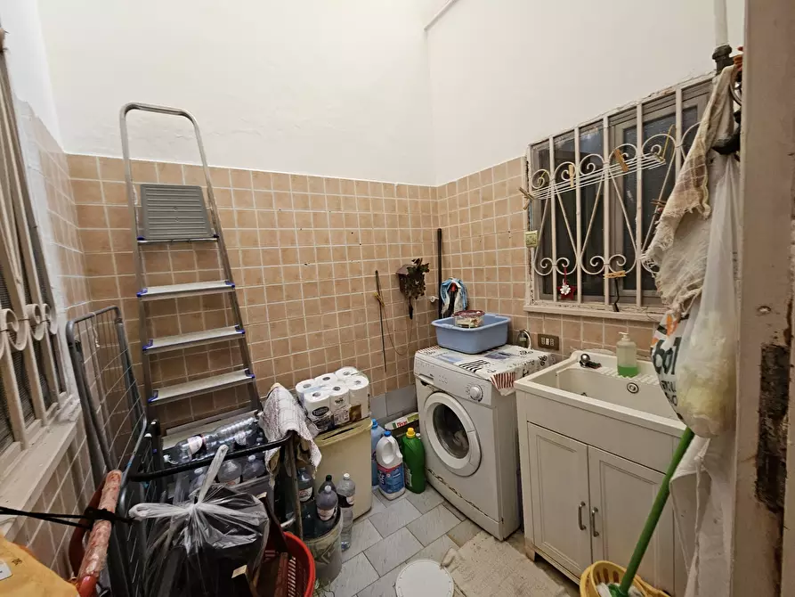 Immagine 11 di Bilocale in vendita  in Via Buzzanca a Palermo