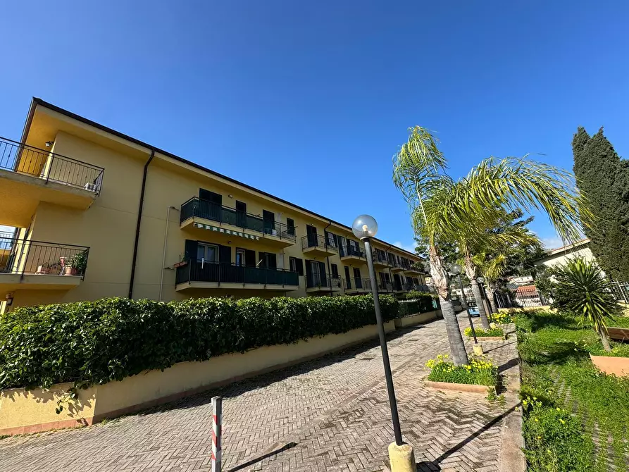 Immagine 1 di Appartamento in vendita  a Monreale