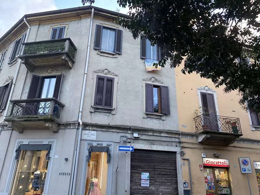Immagine 44 di Bilocale in vendita  in Via Giuseppe Sirtori 1 a Carate Brianza