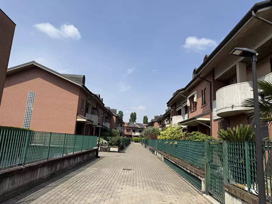 Immagine 76 di Casa bifamiliare in vendita  in Via Luigi Settembrini 14 a Cinisello Balsamo
