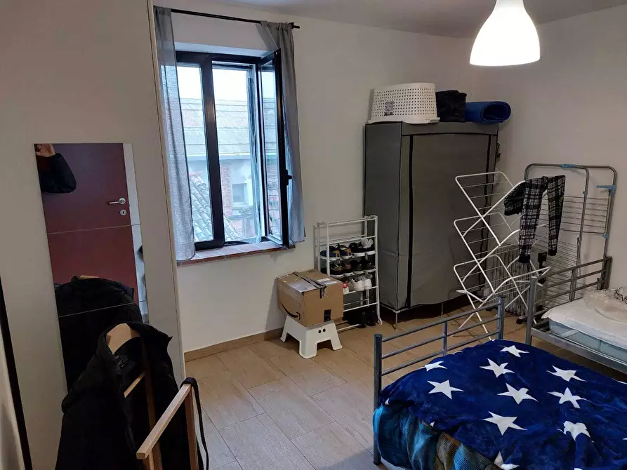 Immagine 4 di Bilocale in affitto  a Medesano