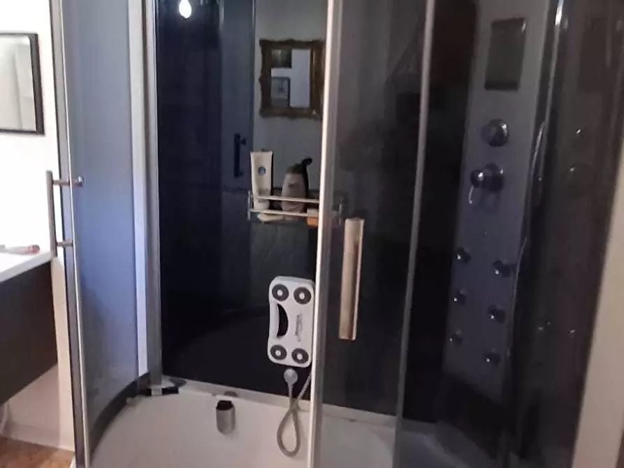 Immagine 23 di Trilocale in vendita  a Fornovo Di Taro