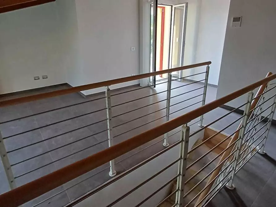 Immagine 36 di Trilocale in vendita  a Medesano